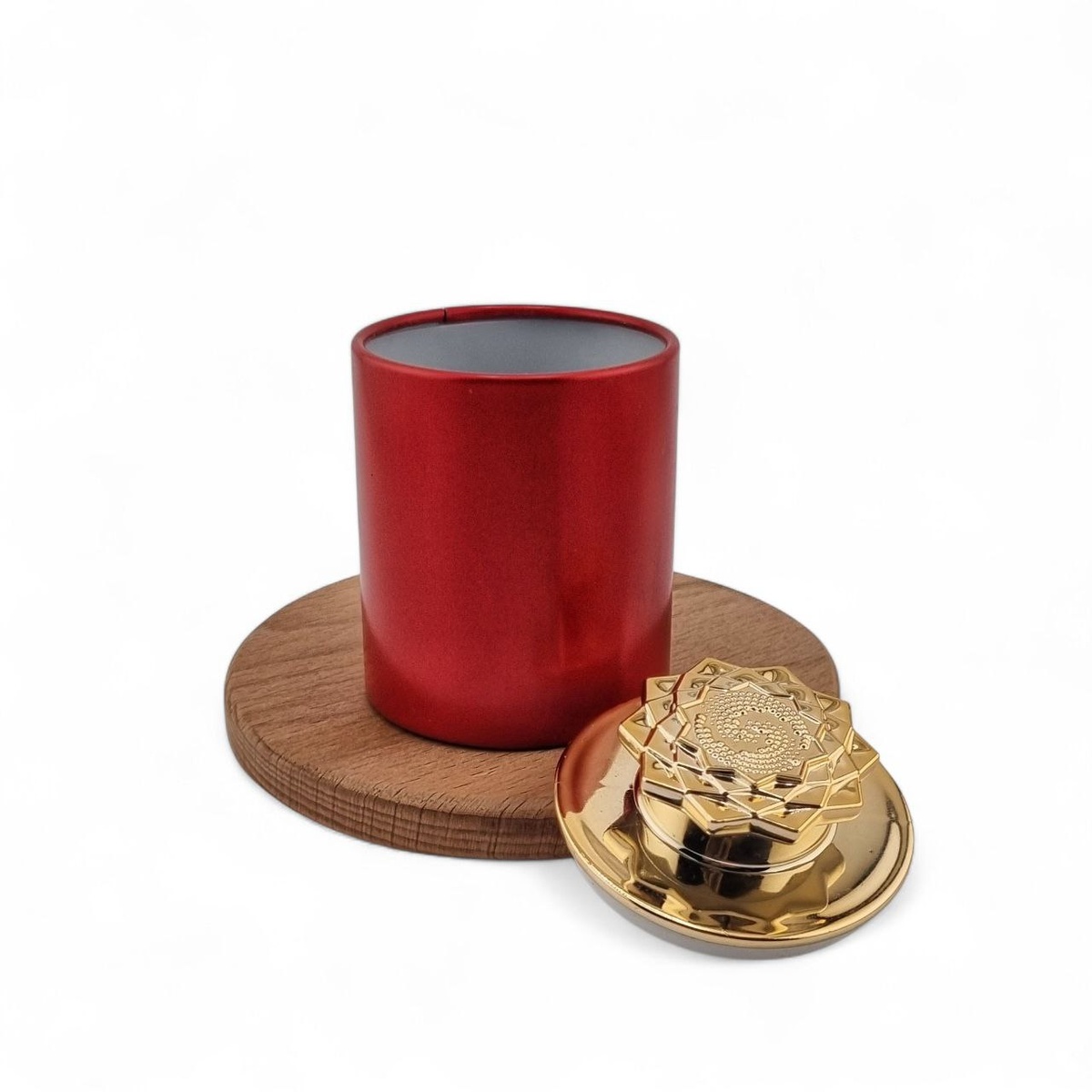 Чайница красная маленькая